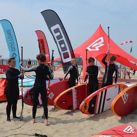 Prázdninový dům Molo House - Cosy House With Sunny Garden And Bbq In Silent Surroundings - Near The - Ideal For Families And Quiet Groups - 15 Km From Bruges