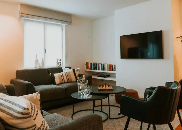 Molo House - Cosy House With Sunny Garden And Bbq In Silent Surroundings - Near The - Ideal For Families And Quiet Groups - 15 Km From Bruges * Blankenberge