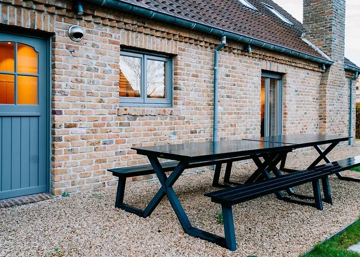 Molo House - Cosy House With Sunny Garden And Bbq In Silent Surroundings - Near The - Ideal For Families And Quiet Groups - 15 Km From Bruges Casa de Férias Blankenberge